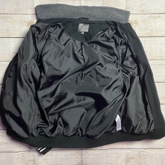 ASOS - Picture 2 of 6